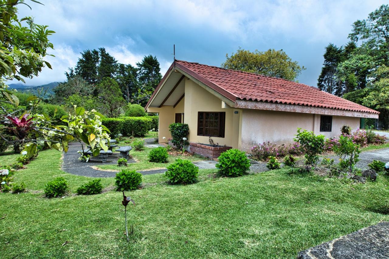 Hotel Villa Zurqui San Isidro  Bagian luar foto